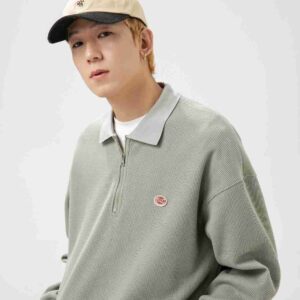 سويت شيرت بياقة عنق مغلق